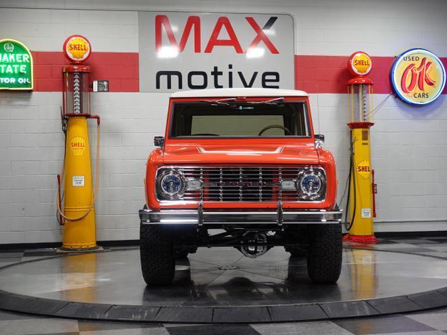 Ford-Bronco-1967-Orange-Black-187-7