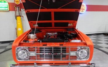 Ford-Bronco-1967-Orange-Black-187-8