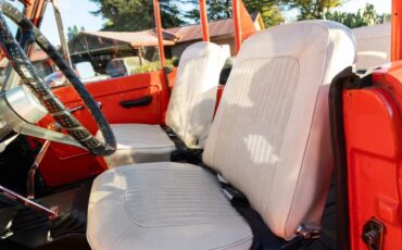 Ford-Bronco-1967-red-115872-4