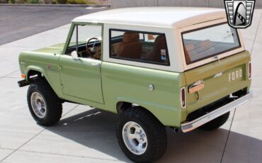 Ford-Bronco-1969-Gold-Black-613-11