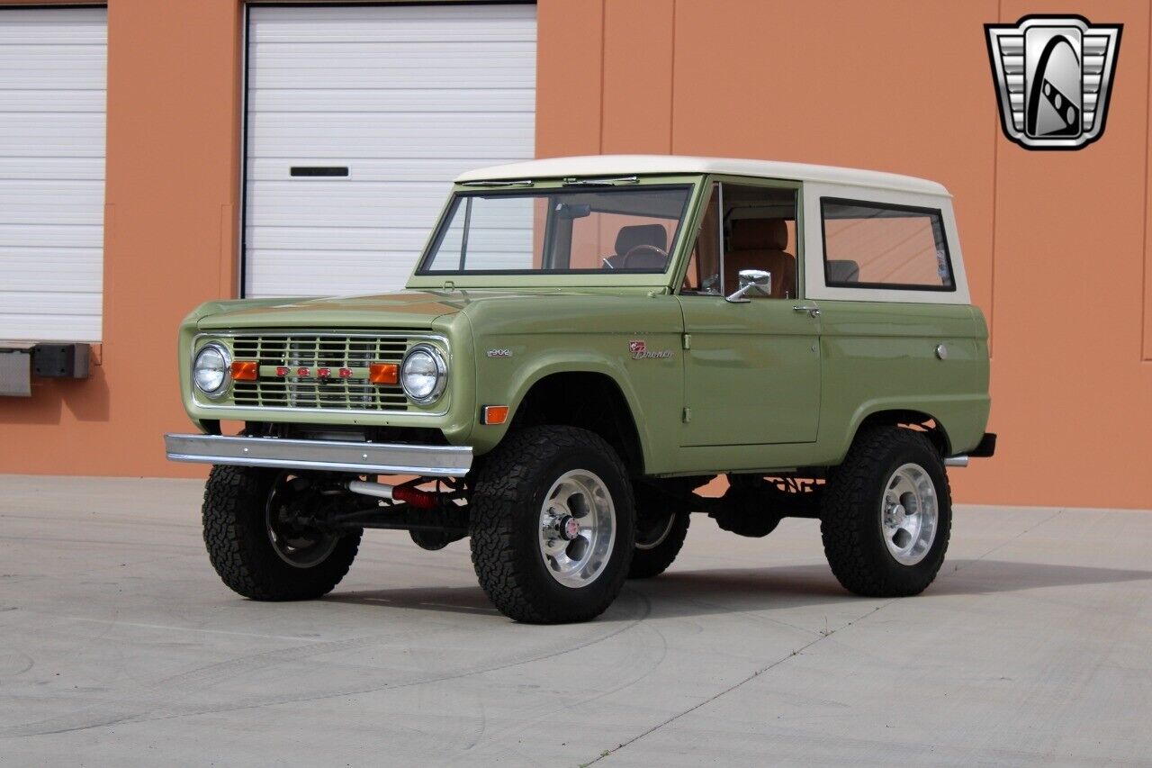 Ford-Bronco-1969-Gold-Black-613-5