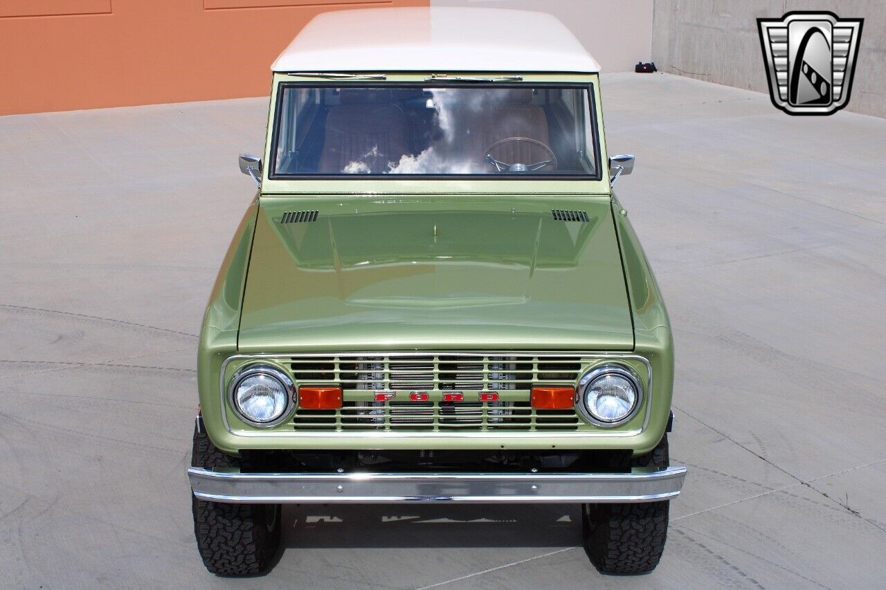 Ford-Bronco-1969-Gold-Black-613-8