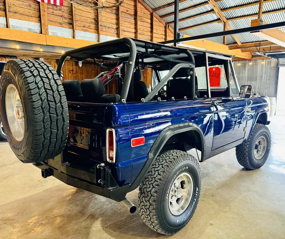 Ford-Bronco-1970-Blue-Black-1609-12