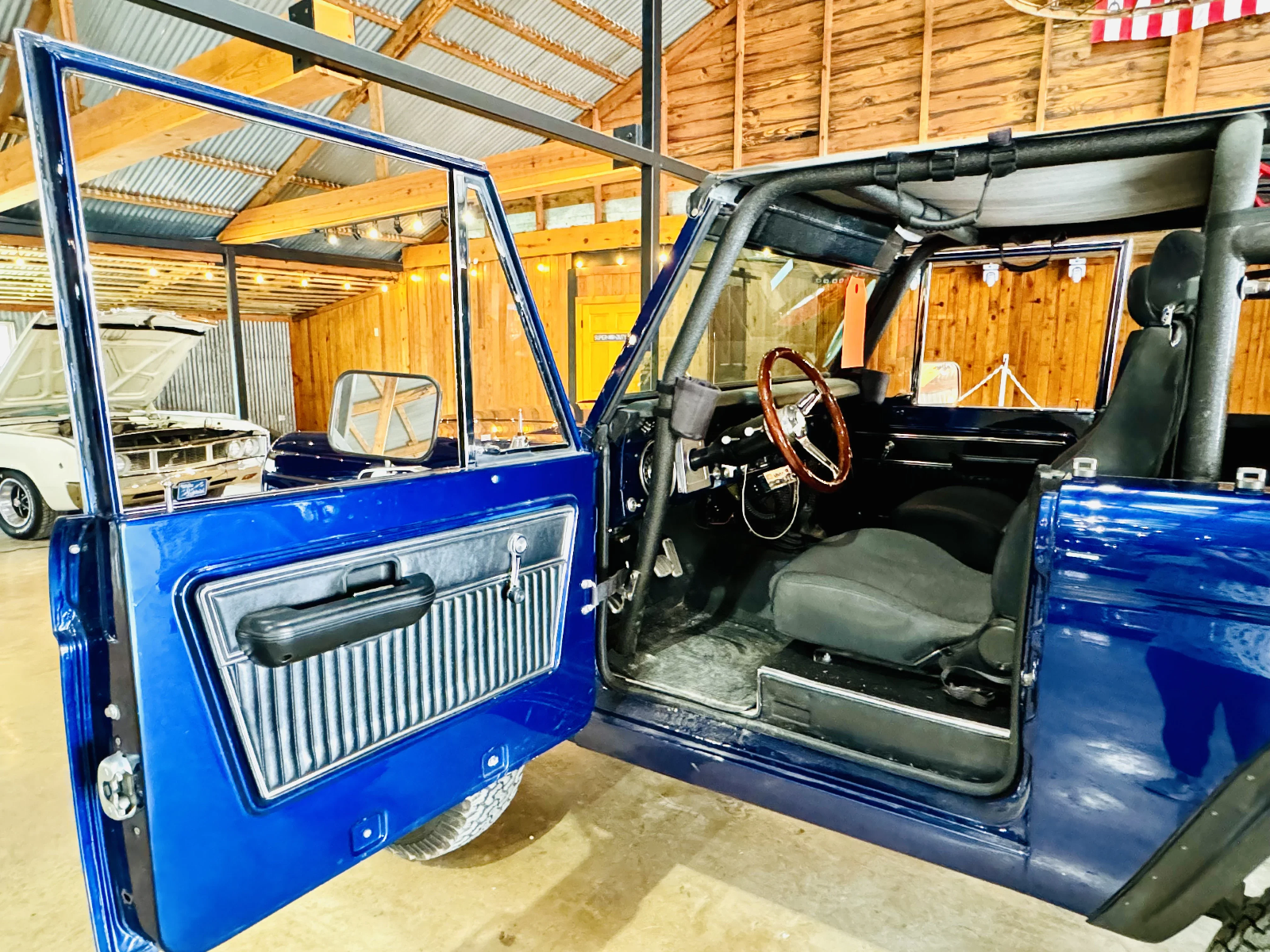 Ford-Bronco-1970-Blue-Black-1609-5