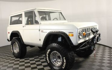 Ford Bronco  year1}