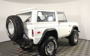 Ford-Bronco-1970-White-805-4