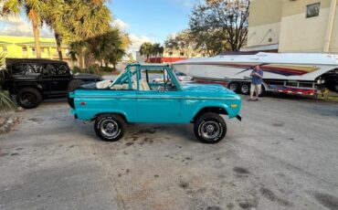 Ford-Bronco-1971-Blue-Ehite-2414-17