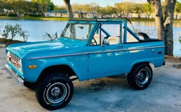 Ford-Bronco-1971-Blue-Ehite-2414-5