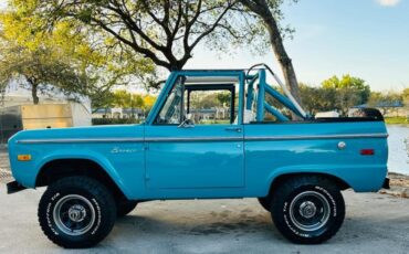 Ford-Bronco-1971-Blue-Ehite-2414-6