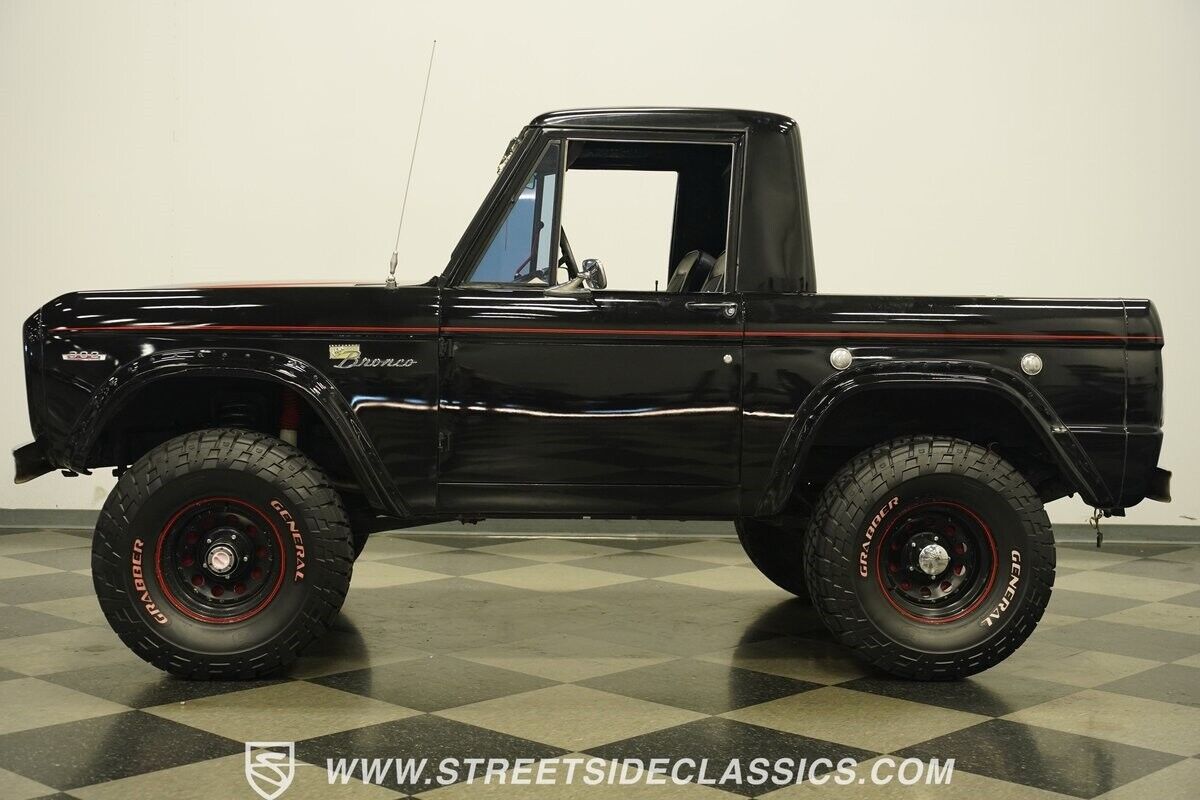 Ford-Bronco-1974-Black-Black-89521-5