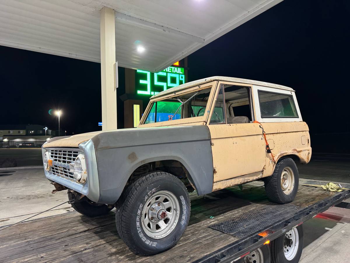 Ford-Bronco-1977-198683-1