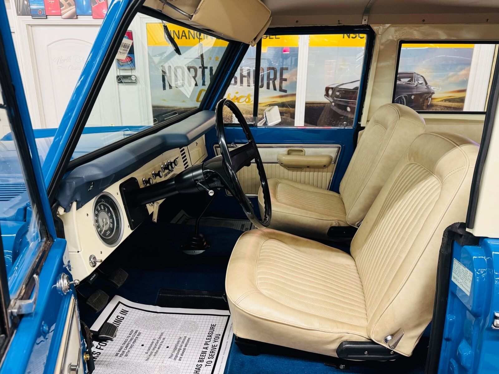 Ford-Bronco-1977-Blue-White-125872-29