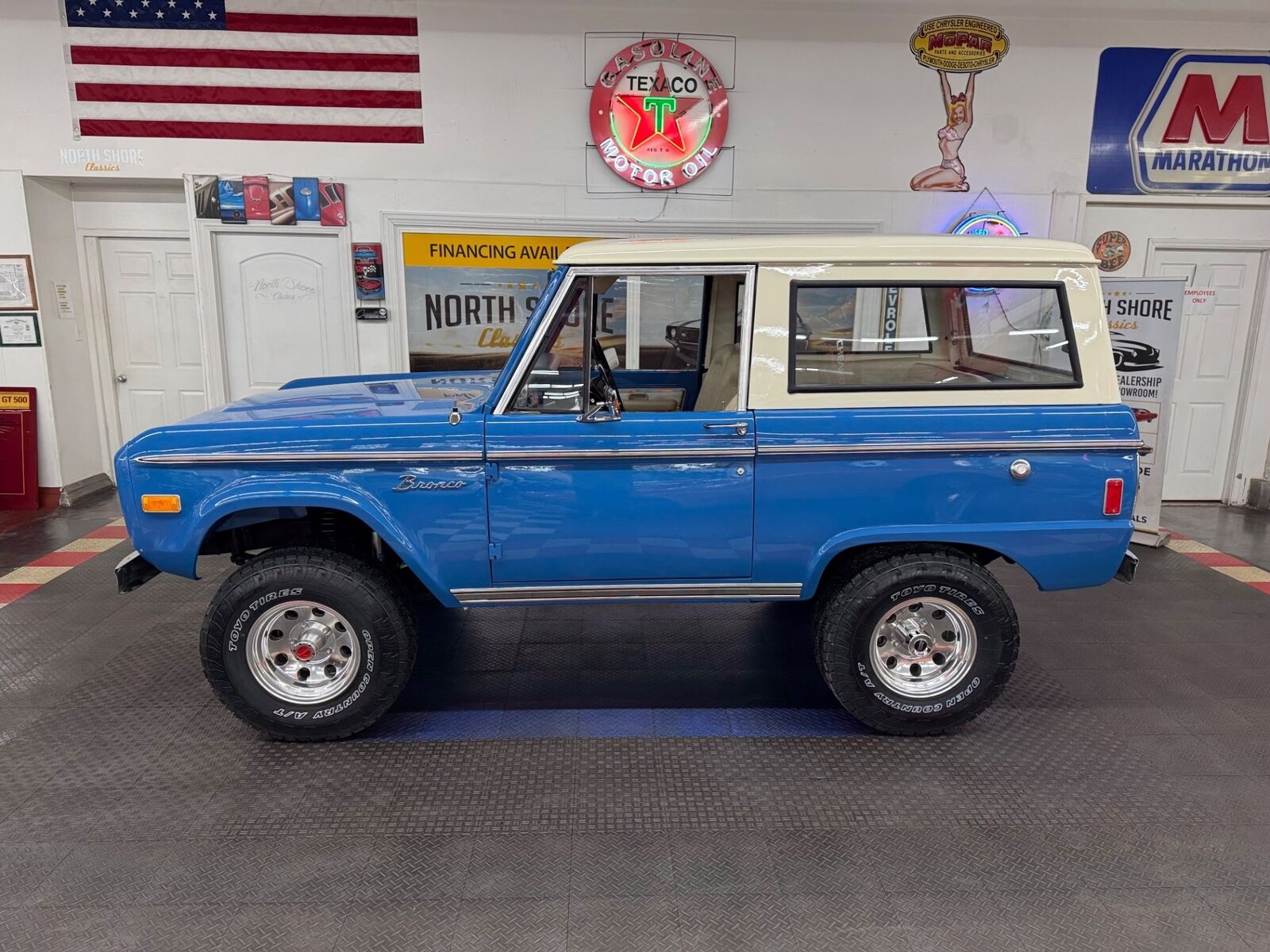 Ford-Bronco-1977-Blue-White-125872-3