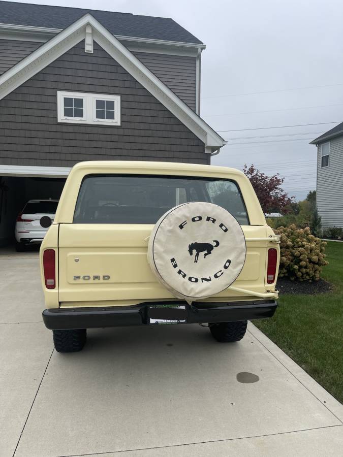 Ford-Bronco-1978-107826-3