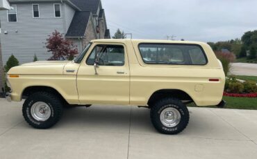 Ford-Bronco-1978-107826-4