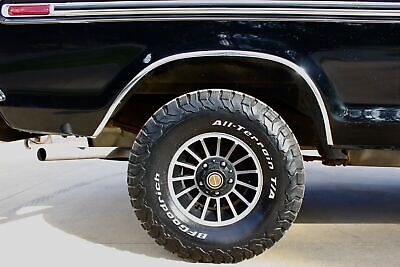 Ford-Bronco-1978-Black-30578-16