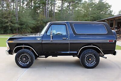 Ford-Bronco-1978-Black-30578-3