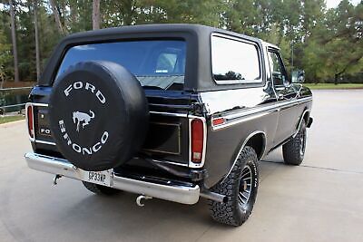 Ford-Bronco-1978-Black-30578-6