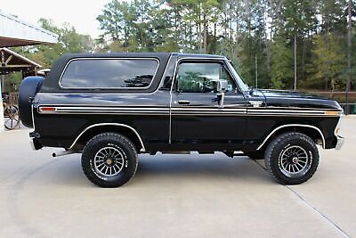 Ford-Bronco-1978-Black-30578-7