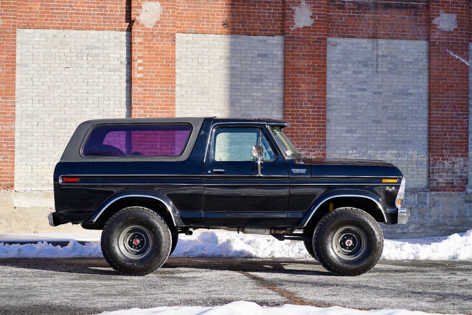 Ford-Bronco-1979-Black-Black-144841-9