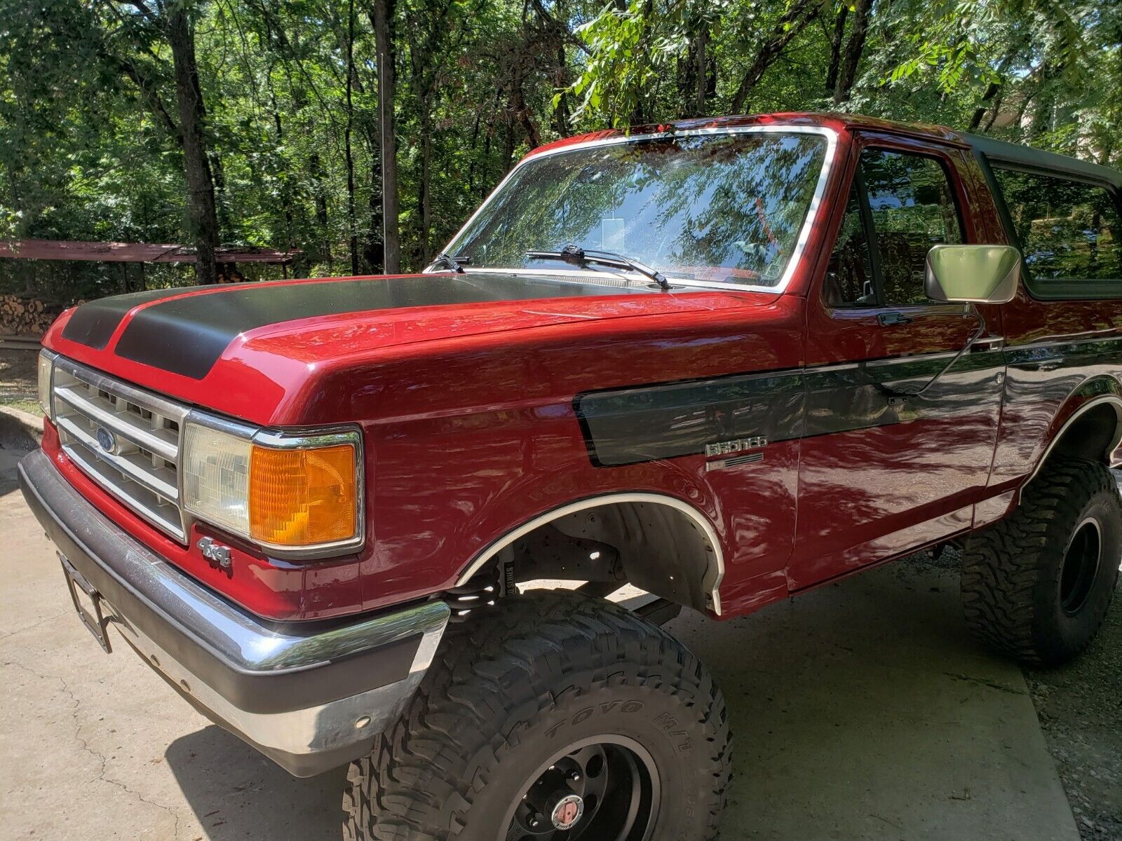 Ford-Bronco-1988-Burgundy-Red-120701-3