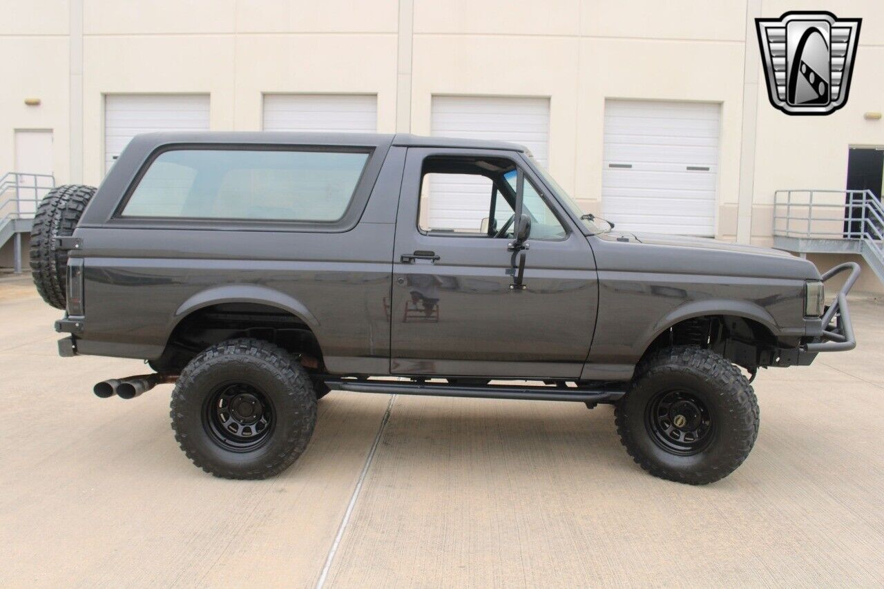 Ford-Bronco-1988-Gray-Black-35-5