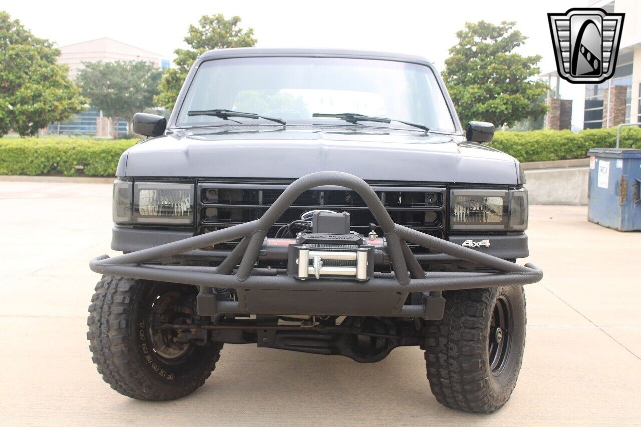 Ford-Bronco-1988-Gray-Black-35-6