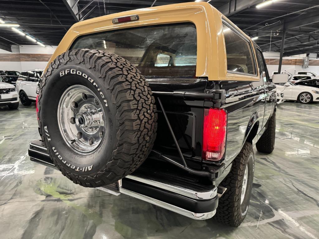 Ford-Bronco-1989-Black-36524-3