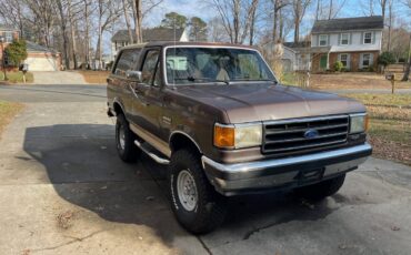 Ford-Bronco-1991-brown-161256-1