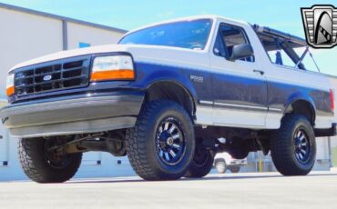 Ford-Bronco-1994-White-Blue-167447-4