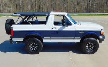 Ford-Bronco-1994-White-Blue-167447-9