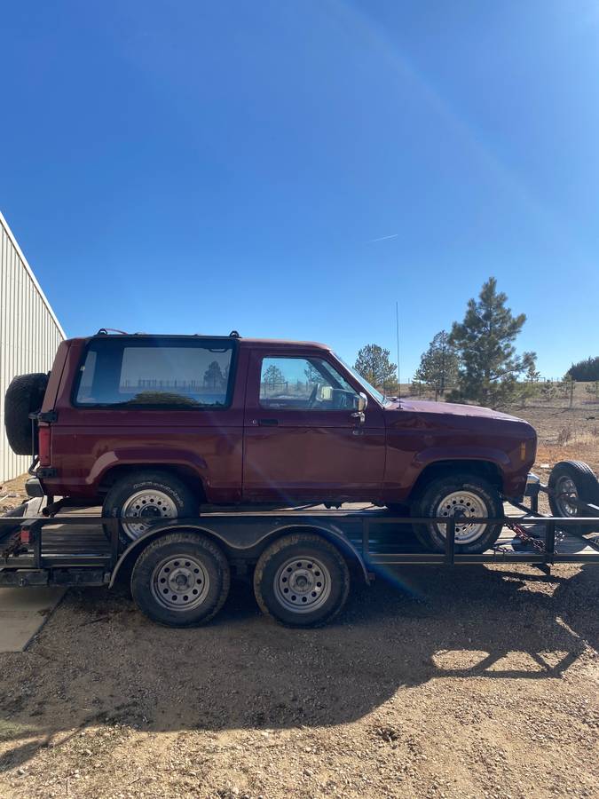 Ford-Bronco-2-1988-red-22701-2