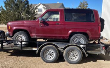 Ford-Bronco-2-1988-red-22701