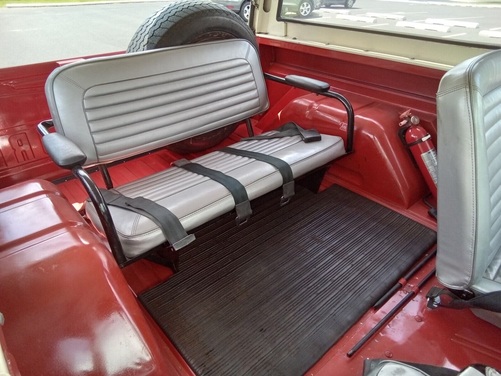 Ford-Bronco-Cabriolet-1966-Red-and-White-Red-and-silver-178975-29