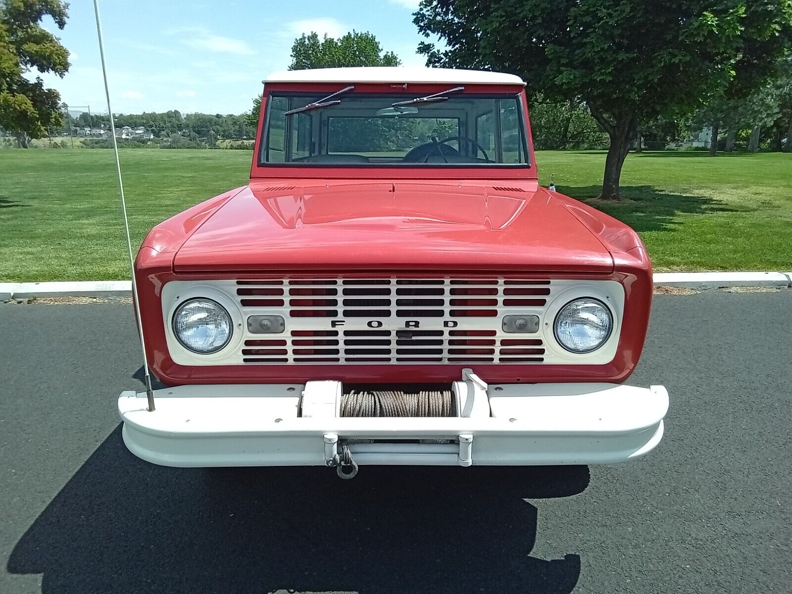 Ford-Bronco-Cabriolet-1966-Red-and-White-Red-and-silver-178975-34