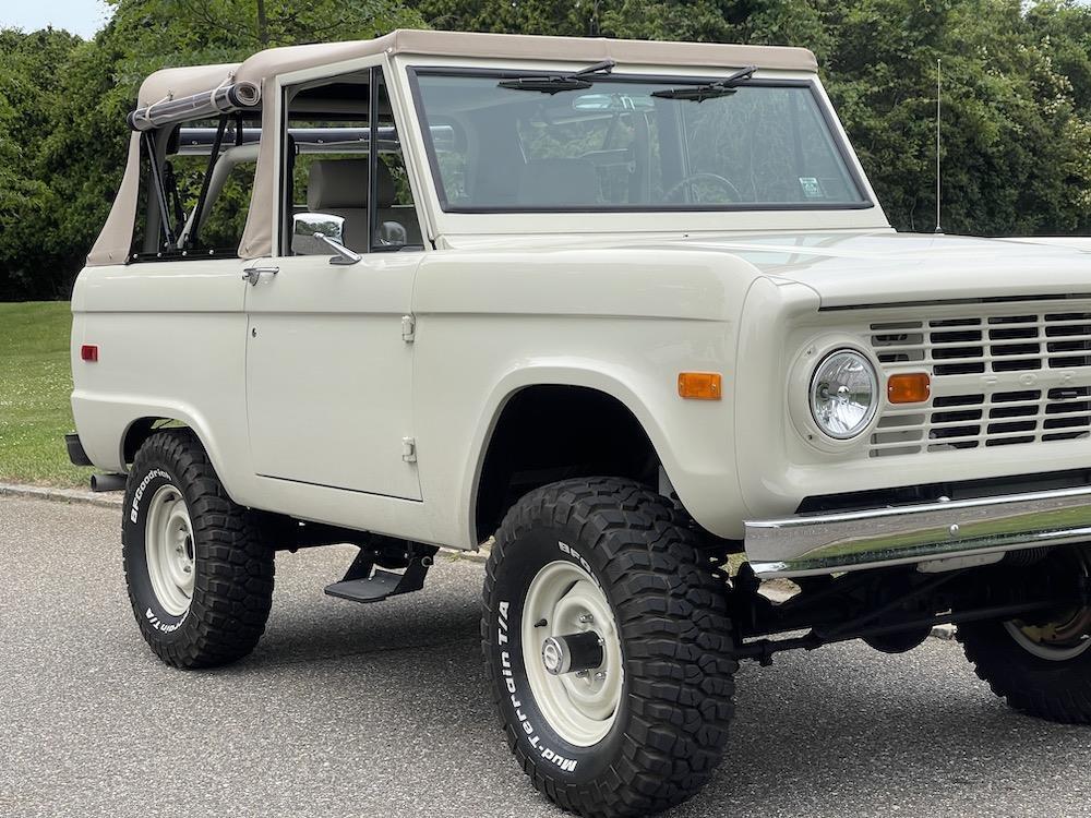 Ford-Bronco-Cabriolet-1970-Ivory-Tan-647-19