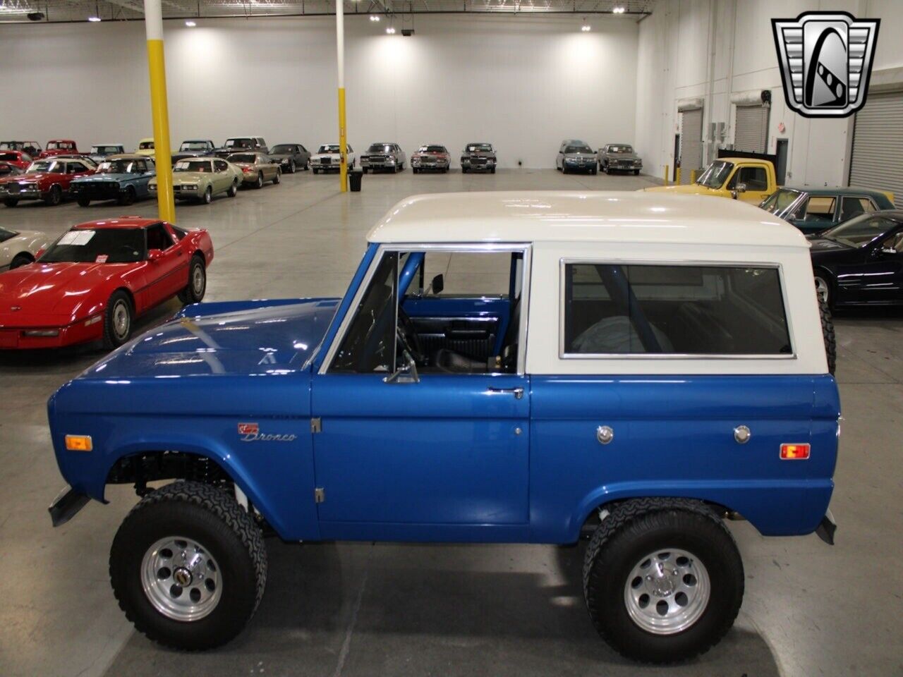 Ford-Bronco-Cabriolet-1972-Blue-Black-2377-4