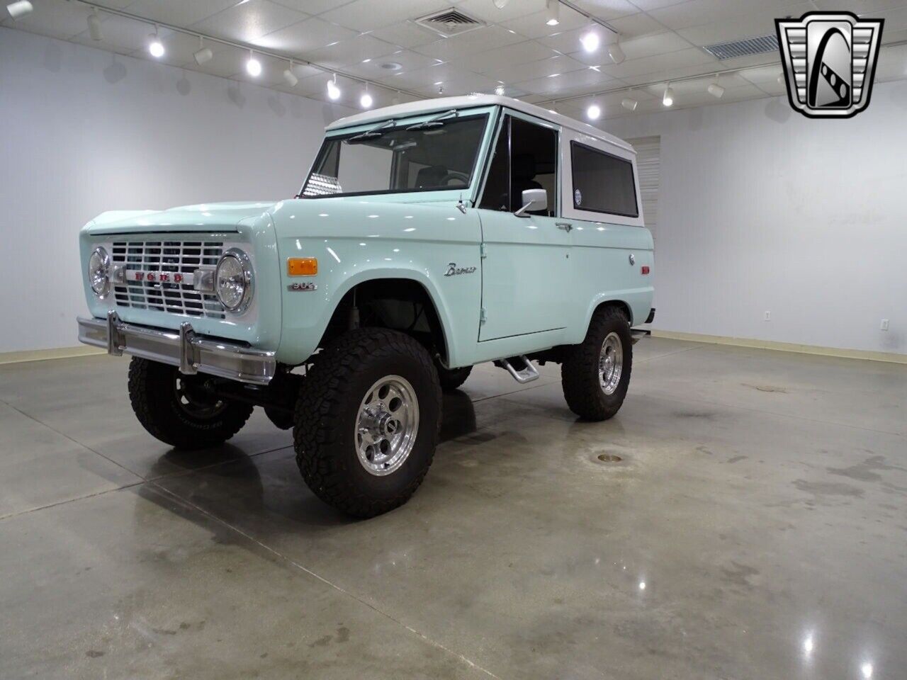 Ford-Bronco-Cabriolet-1975-Green-Black-130-2