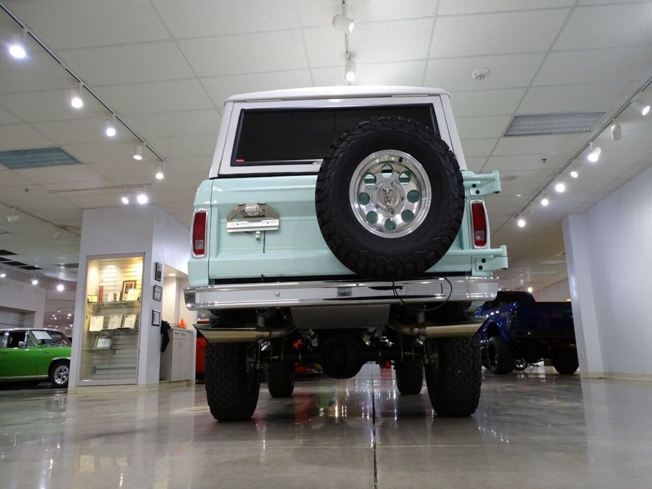 Ford-Bronco-Cabriolet-1975-Green-Black-130-6