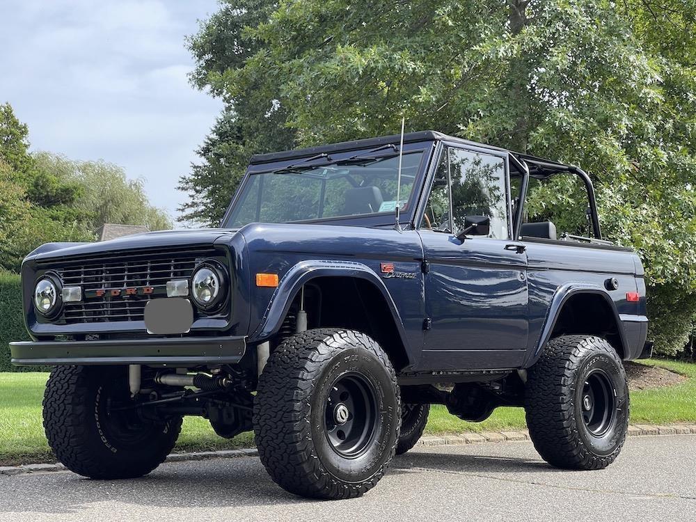 Ford-Bronco-Cabriolet-1976-Purple-Black-3788-25