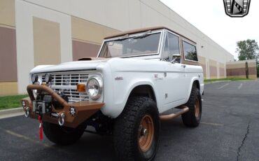 Ford-Bronco-Cabriolet-1977-White-Tan-547-4