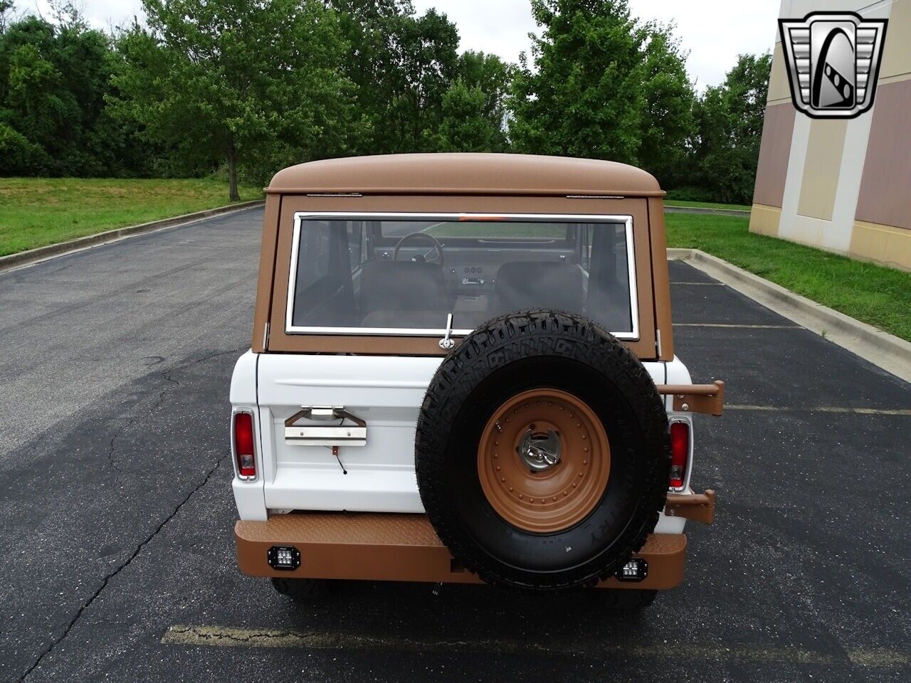 Ford-Bronco-Cabriolet-1977-White-Tan-547-7