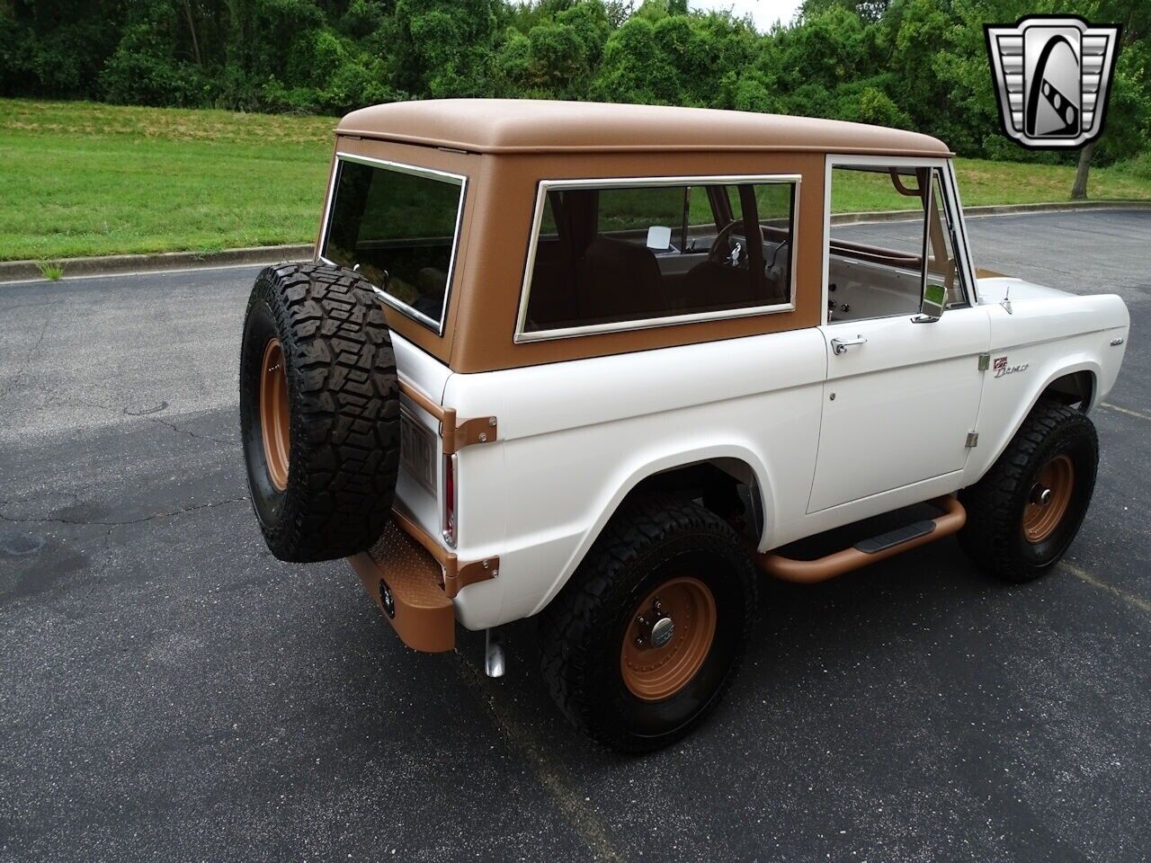 Ford-Bronco-Cabriolet-1977-White-Tan-547-8