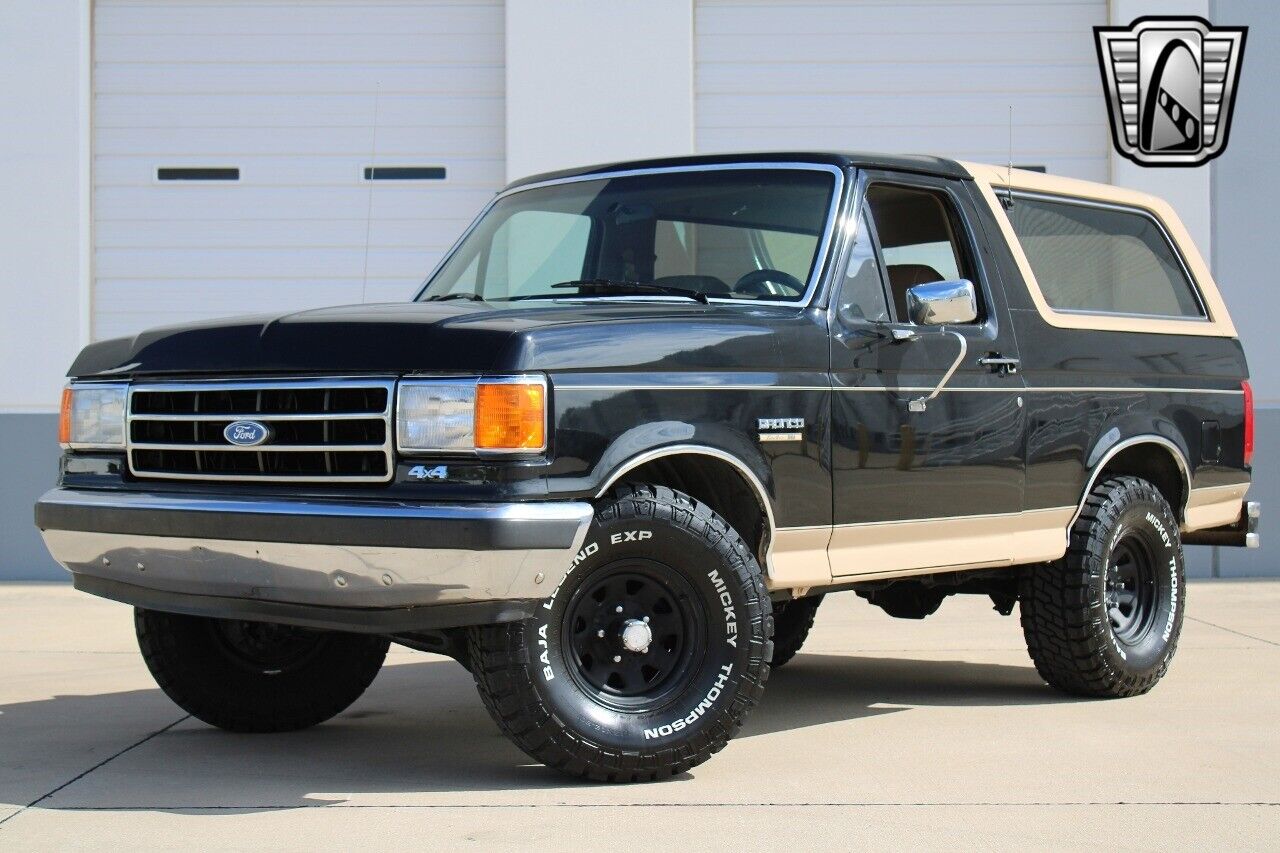 Ford-Bronco-Cabriolet-1990-Black-Tan-40369-2