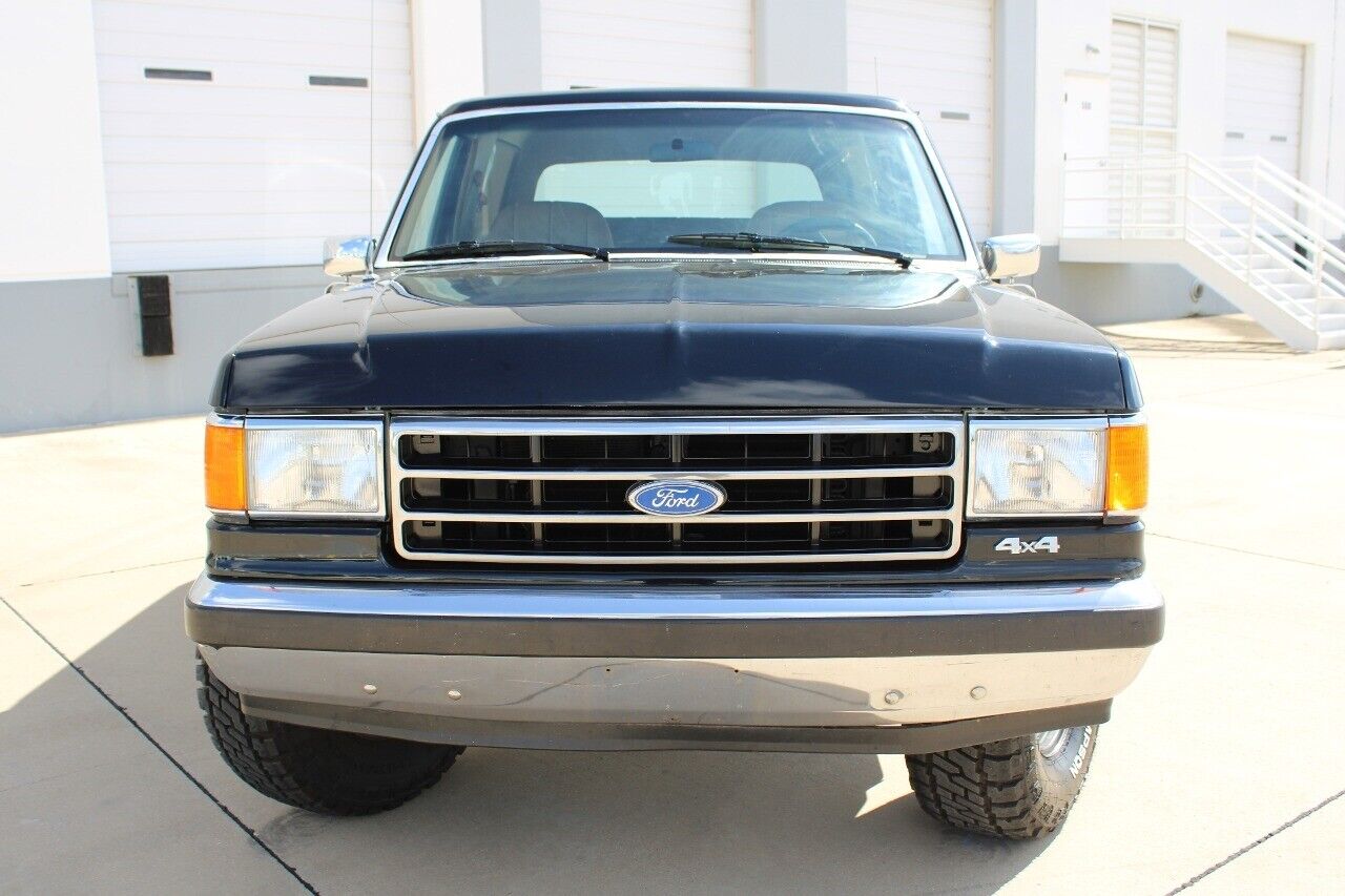 Ford-Bronco-Cabriolet-1990-Black-Tan-40369-6