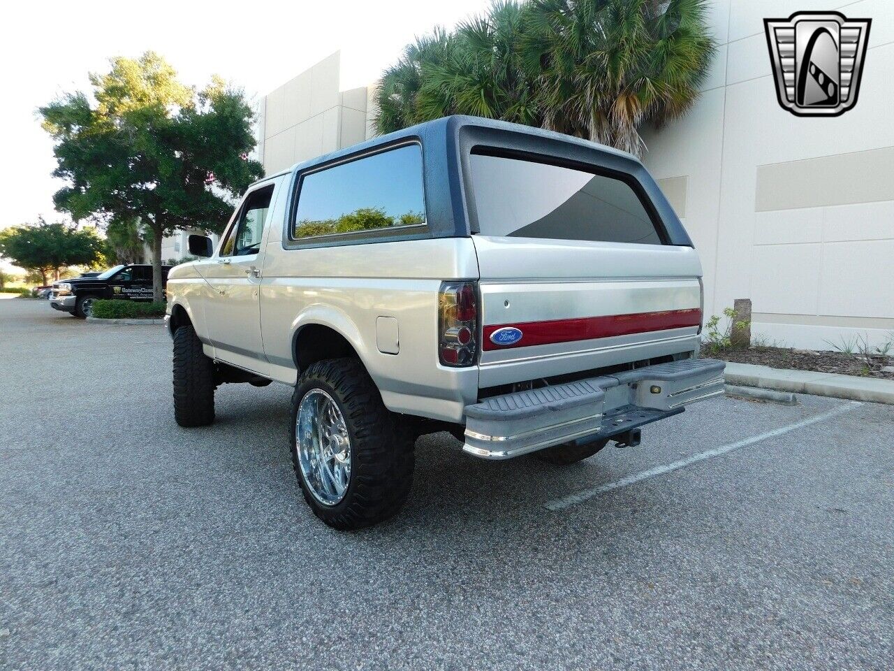 Ford-Bronco-Cabriolet-1990-Silver-Black-22555-7