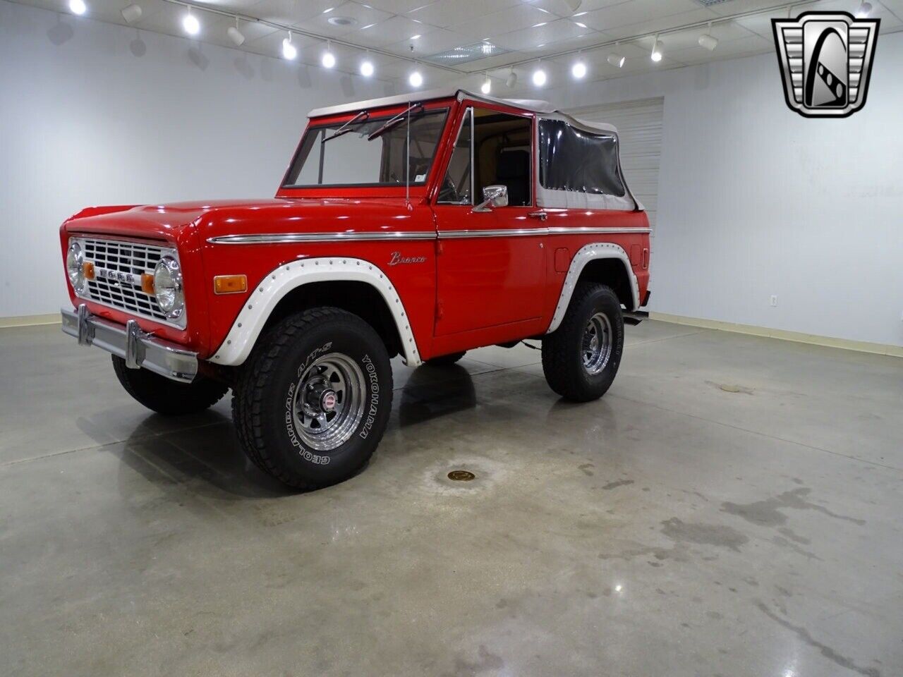 Ford-Bronco-Pickup-1977-Red-Black-91261-2