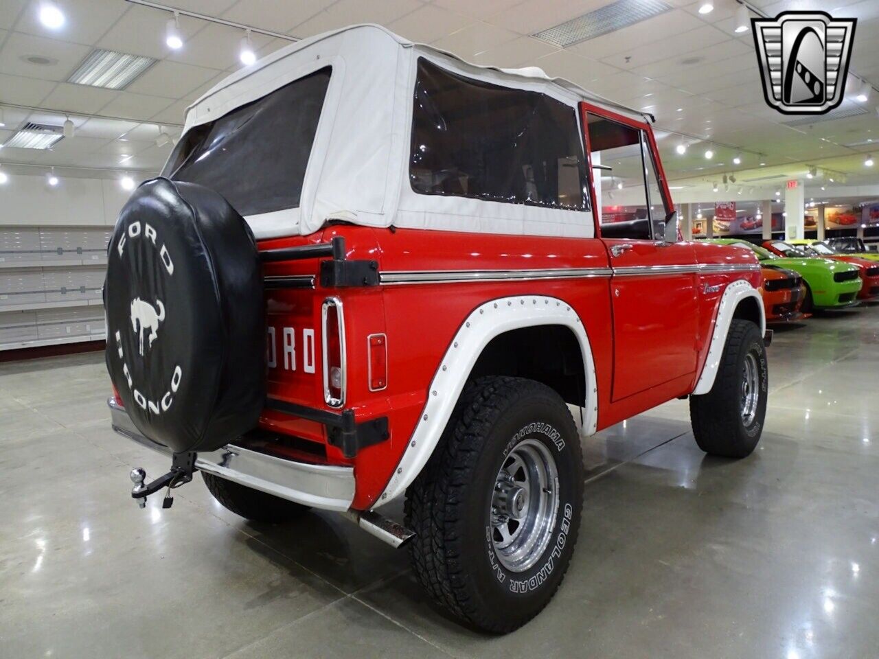 Ford-Bronco-Pickup-1977-Red-Black-91261-7