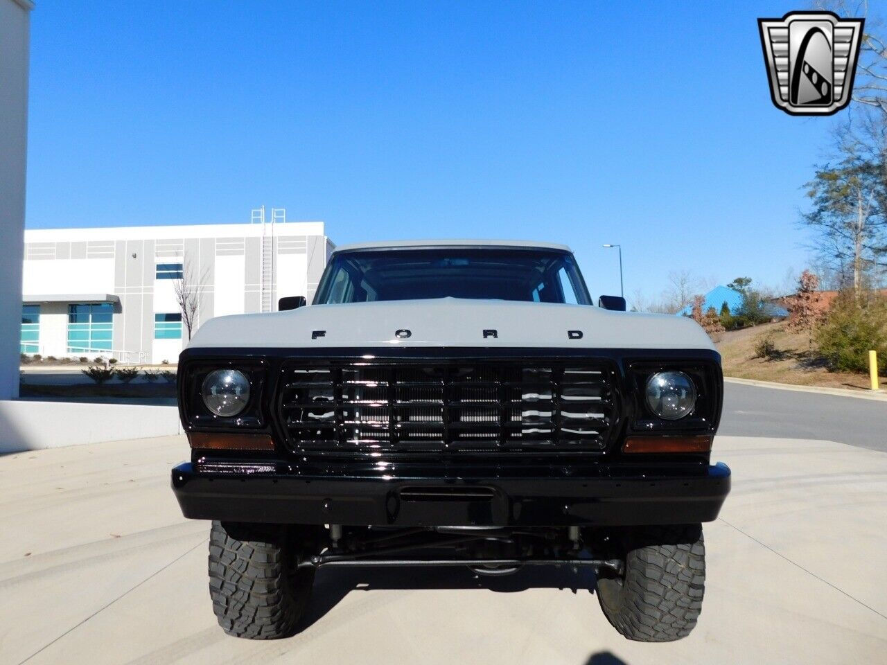 Ford-Bronco-Pickup-1978-Gray-Red-117426-3