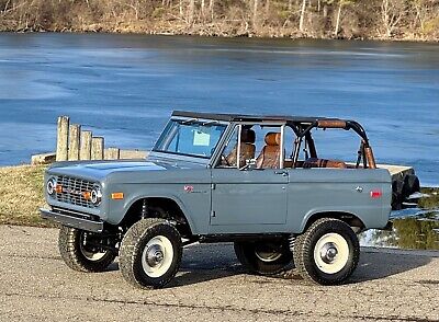 Ford-Bronco-SUV-1966-Blue-2092-3